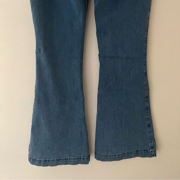Hollister Jeans Flared Curvy High Rise Vintage Flare Tall 29 Patch Pockets - Picture 5 of 9